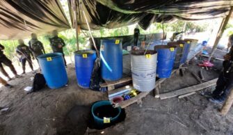 Desmantelan narcolaboratorio para procesamiento de cocaína en El Estor, Izabal