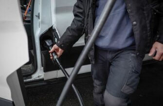 MEM presentará 25 denuncias por gasolineras con precios elevados