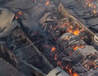 Incendio en Parque Industrial Zeta exige 11 horas de trabajo a bomberos