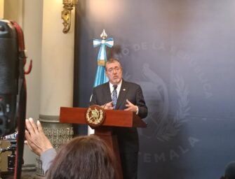 Gobierno asegura que intensificará controles por crisis del petróleo