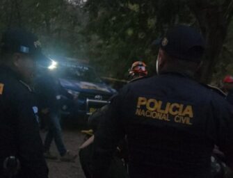 Rescatan cuerpos de dos brigadistas fallecidos mientras combatían incendio