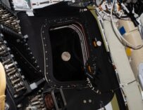 Artemis II rompe récord y se aleja más que nunca de la Tierra