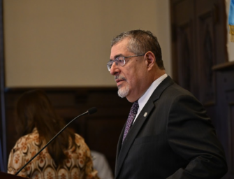 Bernardo Arévalo pide perfiles íntegros para elegir al próximo fiscal general