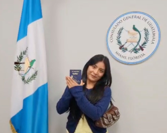 Guatemala amplía red consular con 19 centros para emitir pasaportes en Estados Unidos
