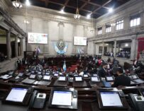 Trabajadores con salario mínimo quedarían exentos del ISR