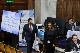 Villeda accionará legalmente tras quedar fuera de elección de Fiscal General