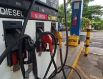 Entra en vigencia subsidio a combustibles y bajan precios en algunas gasolineras