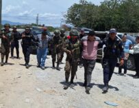 De la golpiza al hospital: peruano cae y revela banda robacarros en El Progreso