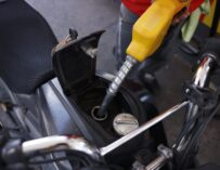 MEM anuncia leve baja en combustibles en Guatemala