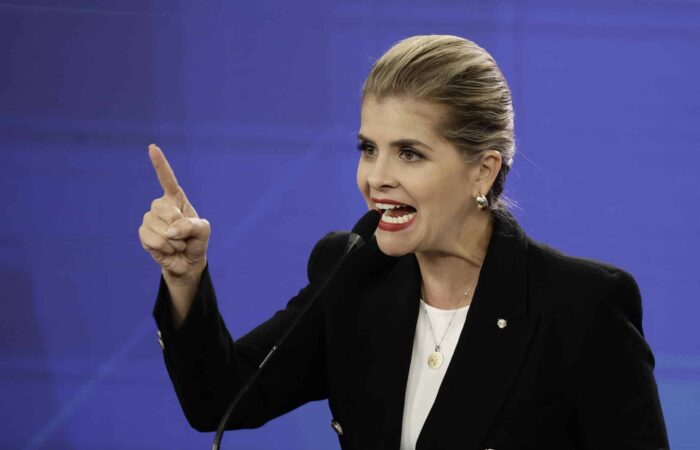 Laura Fernández asume la presidencia de Costa Rica