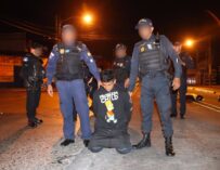 Persecución policial deja un sicario capturado y otro abatido en la zona 8
