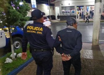 Capturan a hombre de 73 años señalado de raptar a una niña de 9 años en Alta Verapaz