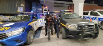 Buscado por la Interpol: Capturan en Zacapa y expulsan a El Salvador a alias «chapato»
