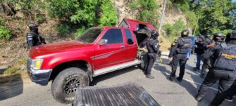Incautan cocaína valorada en Q9.4 millones y capturan a cuatro
