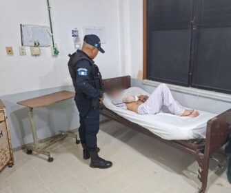 Dos presuntos pandilleros heridos quedan bajo custodia en Izabal
