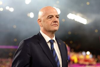 FIFA enfrenta críticas por plan para abrir torneos al capital privado