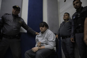 Juzgado procesa por parricidio a hijo de Jorge Calvo Drago