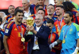 Luis de la Fuente entra en la historia del futbol mundial