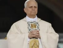 Papa León XIV pide detener los ataques en Oriente Medio