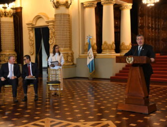 Ejecutivo presentará hoy al Congreso iniciativa para subsidiar combustibles