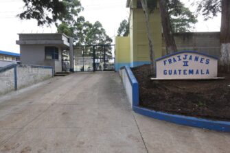 Aplazan hasta 2027 audiencia de ocho pandilleros fugados de Fraijanes II