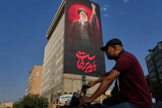 Irán advierte que usará armas más destructivas si hay guerra