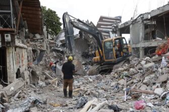 Colombia activa reconstrucción tras daños en más de 150 mil viviendas