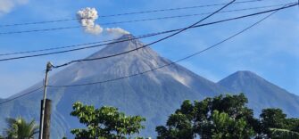 Calma vuelve a volcán de fuego, pero más de 29 mil personas resultan afectadas
