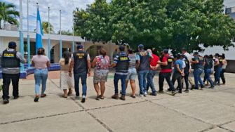 Capturan a 11 personas por presunto fraude inmobiliario