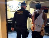 Capturan a señalado de atacar a machetazos a dos trabajadores bancarios en Petén