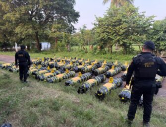 Ocultan 1 mil 217 kilos de marihuana en rollos de tela en Escuintla