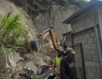 Dos niñas mueren por derrumbe que soterró una vivienda en Joyabaj