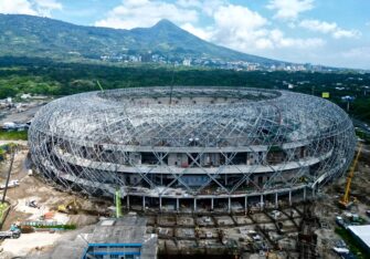Nuevo estadio de El Salvador alcanza el 75% de avance