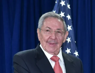 Florida emite orden de arresto contra Raúl Castro